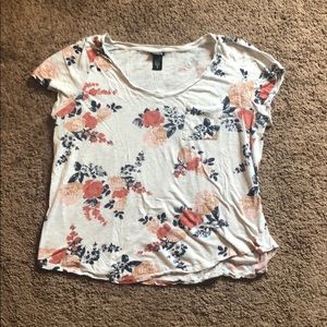 Torrid Plus Size 2 Flower V-neck Tee